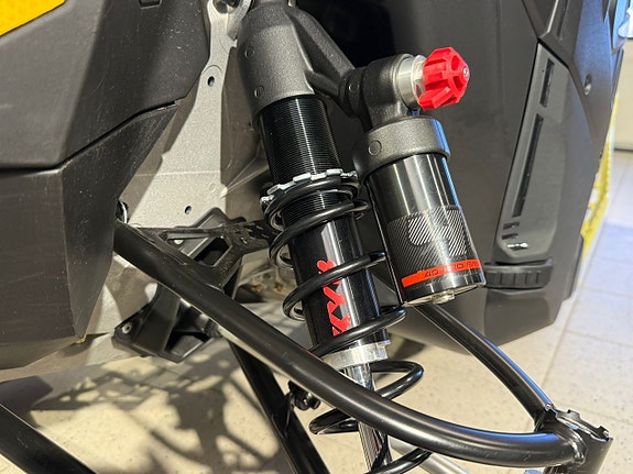 Lynx BOONDOCKER RE 3700 850 E-TEC