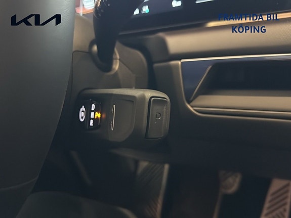 Kia EV9 12 of 15