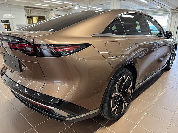 Mazda 6 5 of 5