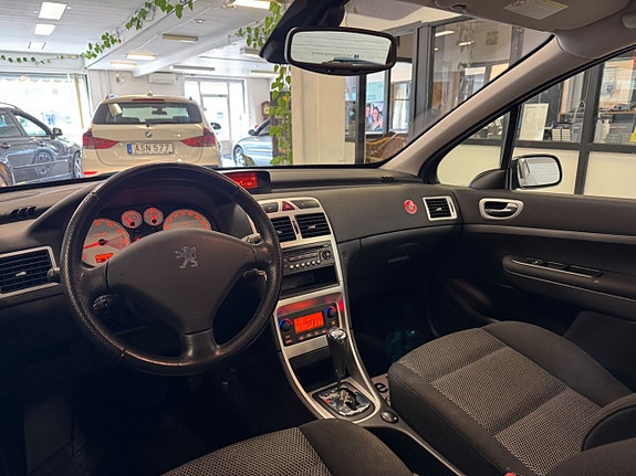Peugeot 307 14 of 18