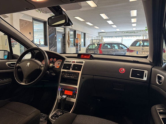 Peugeot 307 10 of 18