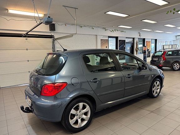 Peugeot 307 3 of 5