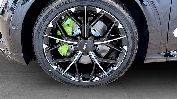 Kia EV6 9 of 12