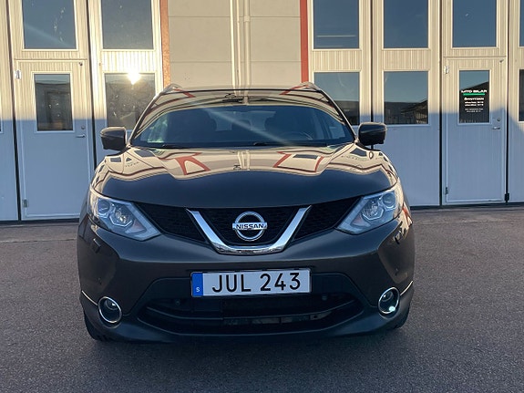 Nissan Qashqai 2 of 5