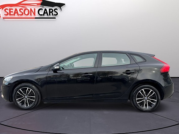 Volvo V40 6 of 10
