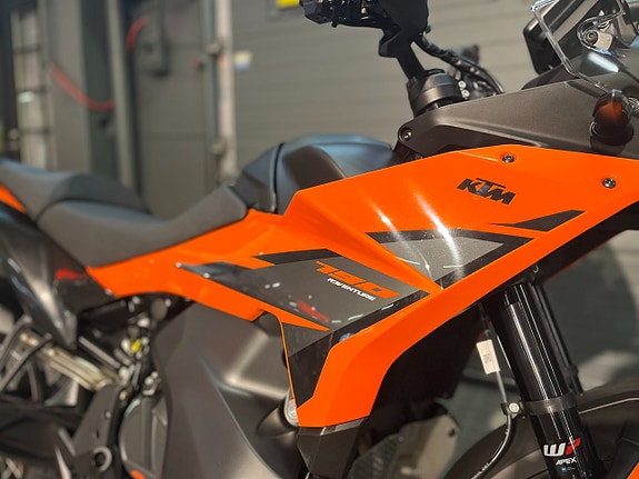 KTM 790 Adventure 14 of 21