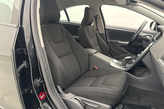 Volvo S60 17 of 21