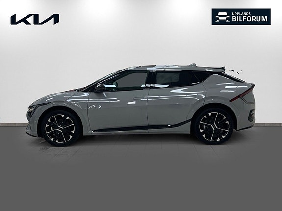 Kia EV6 4 of 22