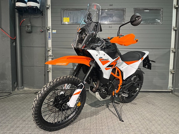 KTM 390 Adventure R "Finns i butik" 7 of 20