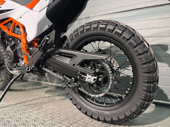 KTM 390 Adventure R "Finns i butik" 11 of 20