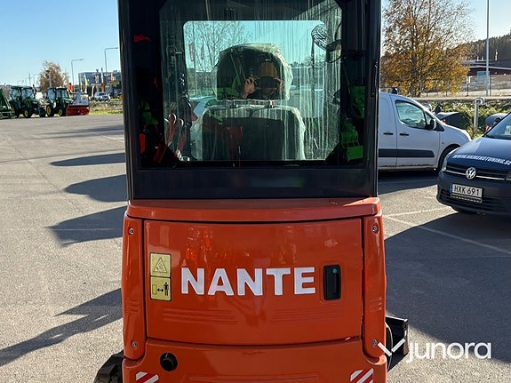 Minigrävare - Nante NT-18D, 1.8 ton, med hytt 4 of 5