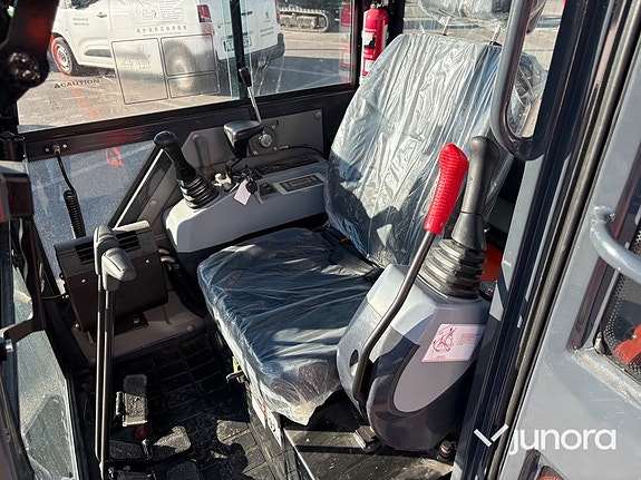 Minigrävare - Nante NT-18D, 1.8 ton, med hytt 12 of 22