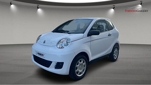 Aixam Minauto Access UV/53/BF0A 2 of 7
