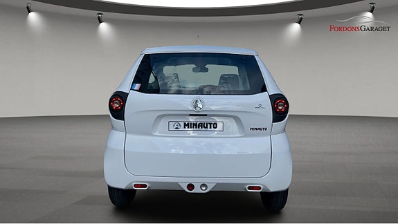 Aixam Minauto Access UV/53/BF0A 4 of 7