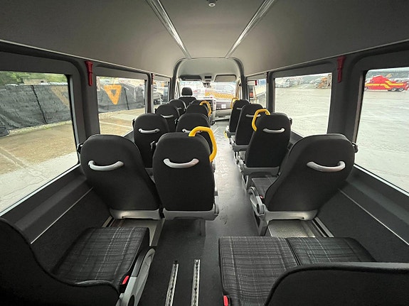 Mercedes-Benz Sprinter 516 CDI 19 + 1 PLATSER/RULLSTOLSLYFT 20 of 24