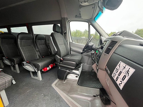 Mercedes-Benz Sprinter 516 CDI 19 + 1 PLATSER/RULLSTOLSLYFT 17 of 24