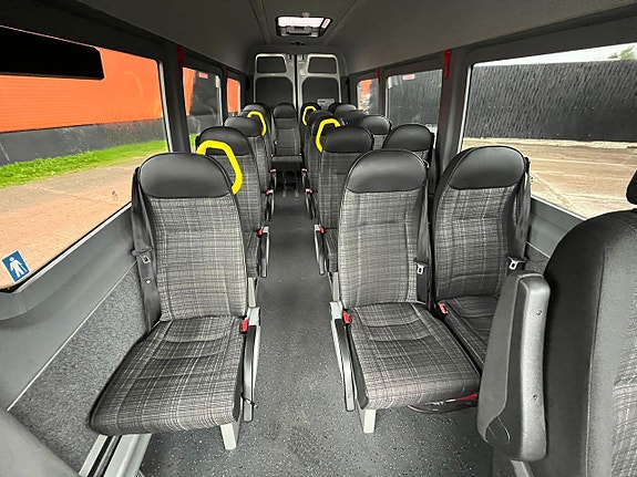 Mercedes-Benz Sprinter 516 CDI 19 + 1 PLATSER/RULLSTOLSLYFT 18 of 24