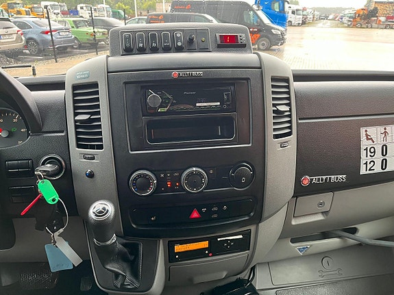 Mercedes-Benz Sprinter 516 CDI 19 + 1 PLATSER/RULLSTOLSLYFT 16 of 24