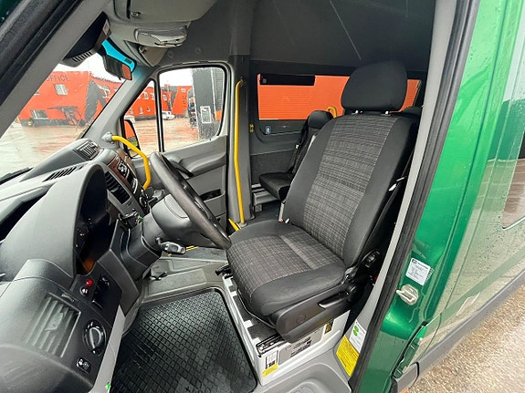 Mercedes-Benz Sprinter 516 CDI 19 + 1 PLATSER/RULLSTOLSLYFT 12 of 24