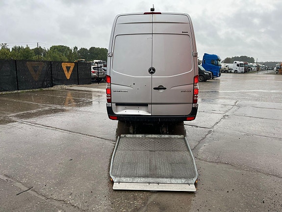 Mercedes-Benz Sprinter 516 CDI 19 + 1 PLATSER/RULLSTOLSLYFT 8 of 24