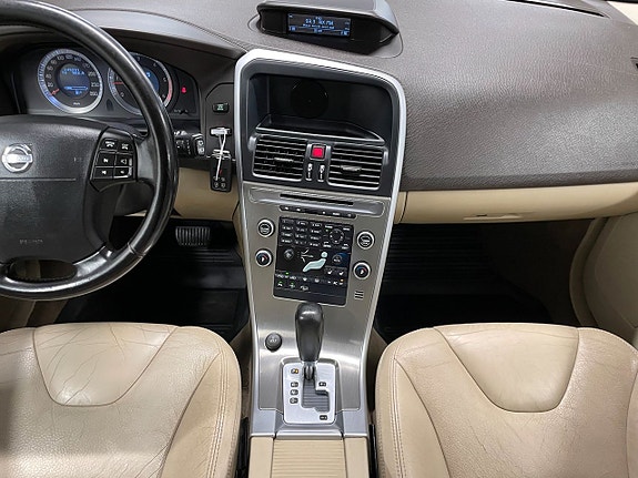 Volvo XC60 16 of 18
