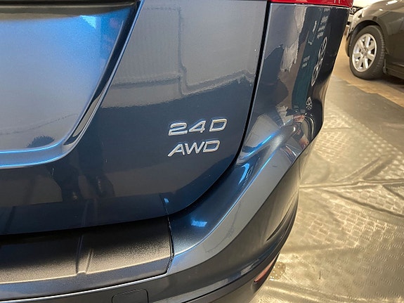 Volvo XC60 7 of 18