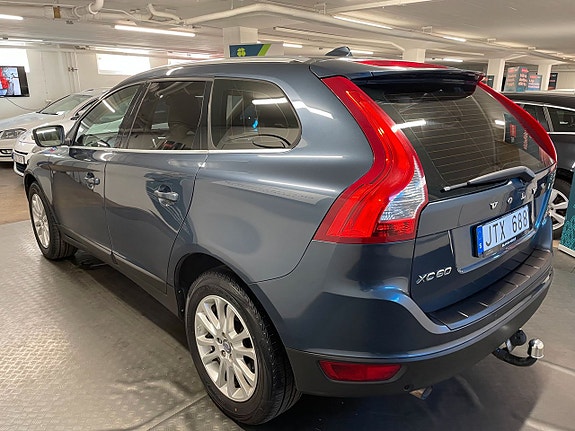 Volvo XC60 4 of 18