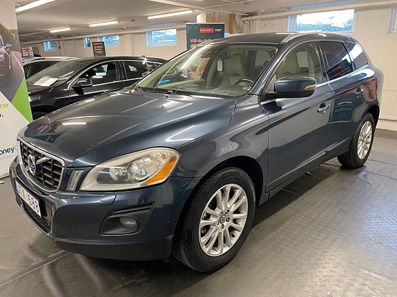 Volvo XC60 3 of 18