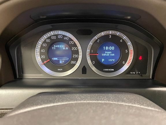 Volvo XC60 17 of 18