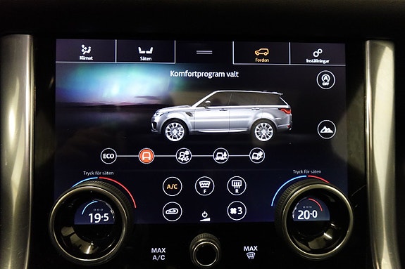 Land Rover Range Rover Sport 12 of 26