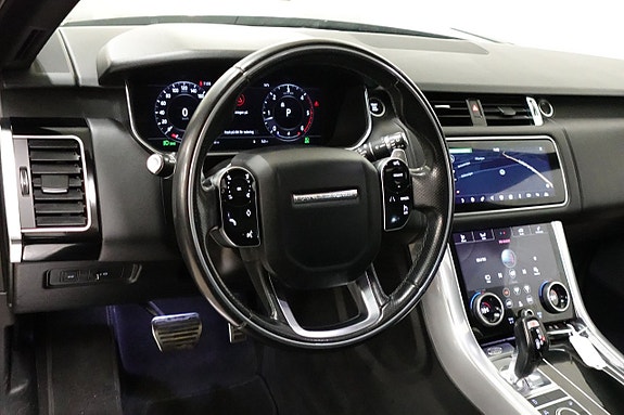 Land Rover Range Rover Sport 6 of 26