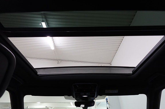 Land Rover Range Rover Sport 9 of 26