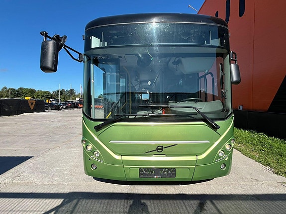 Volvo B5LH 7900 HC 4x2 HYBRID / AC / AUXILIARY HEATING 3 of 24