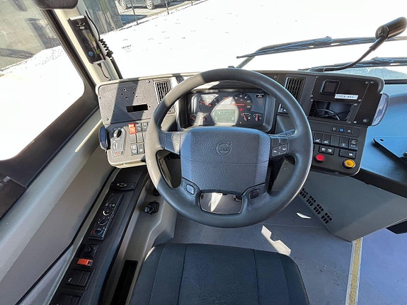 Volvo B5LH 7900 HC 4x2 HYBRID / AC / AUXILIARY HEATING 11 of 24