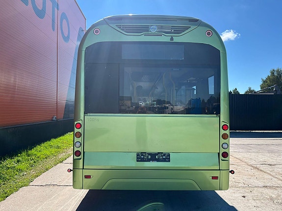 Volvo B5LH 7900 HC 4x2 HYBRID / AC / AUXILIARY HEATING 7 of 24