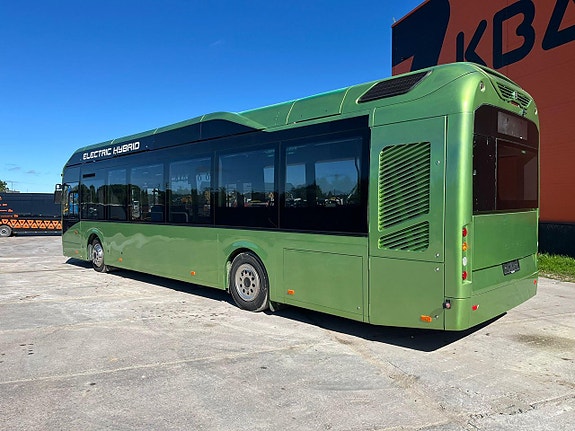 Volvo B5LH 7900 HC 4x2 HYBRID / AC / AUXILIARY HEATING 8 of 24