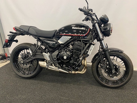 Kawasaki Z650 RS "Fabriksny hoj för omgående leverans" 2 of 8