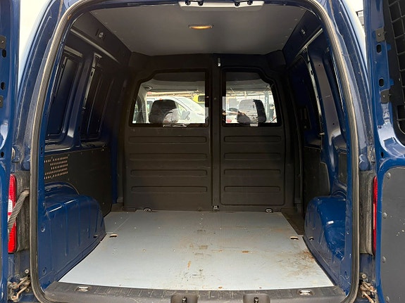 Volkswagen Caddy 5 of 5