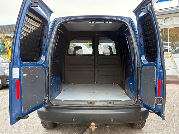 Volkswagen Caddy 4 of 5