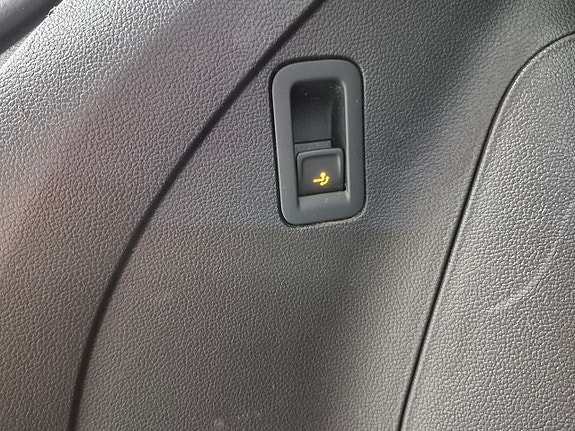Volkswagen Tiguan 11 of 12
