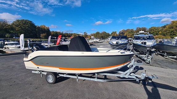 Uttern S53 Mercury F100 Premium 2023