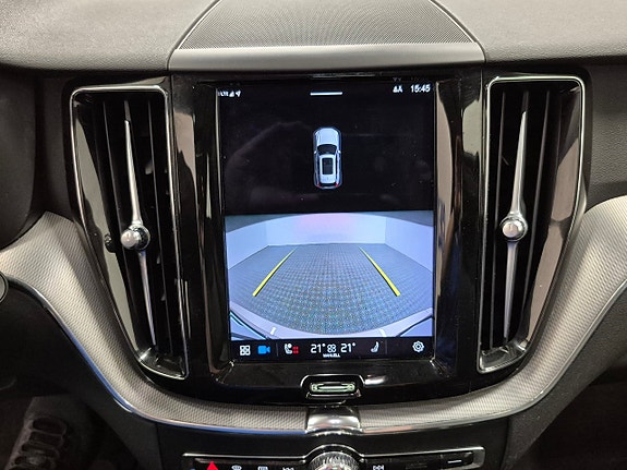 Volvo XC60 8 of 9