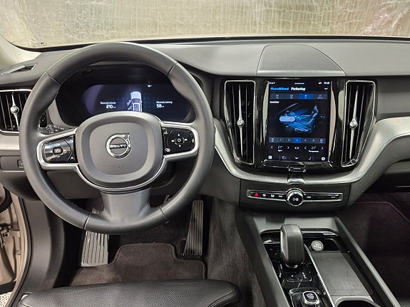 Volvo XC60 6 of 9