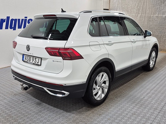 Volkswagen Tiguan 4 of 11
