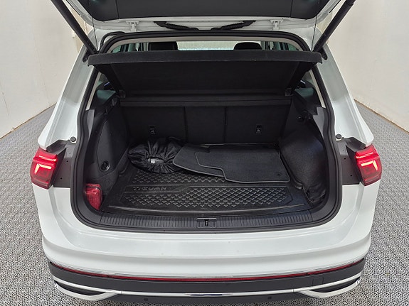 Volkswagen Tiguan 11 of 11