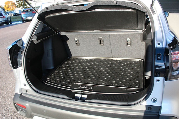 Suzuki S-Cross 7 of 8