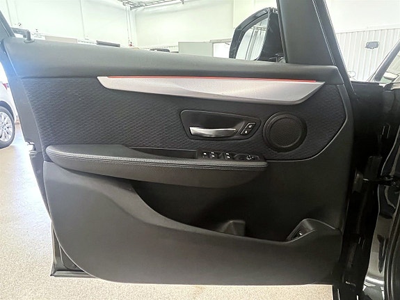 BMW 220d 15 of 25