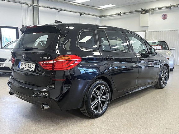 BMW 220d 4 of 25