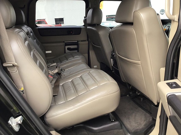 Hummer H2 16 of 30