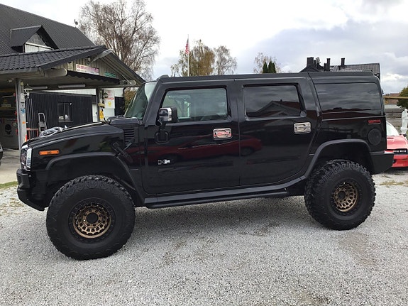 Hummer H2 27 of 30